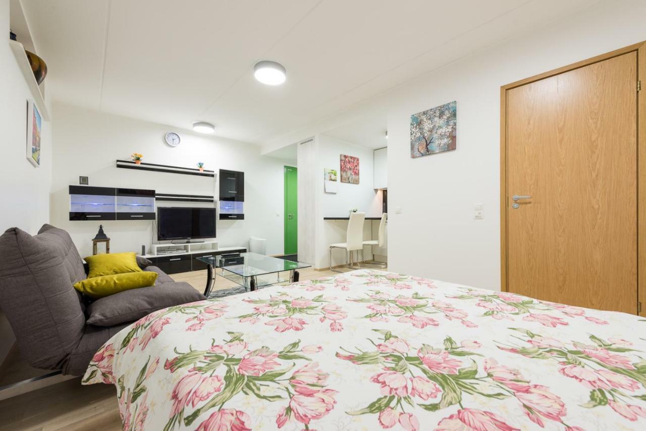 טאלין Telliskivi Apartment 16 מראה חיצוני תמונה